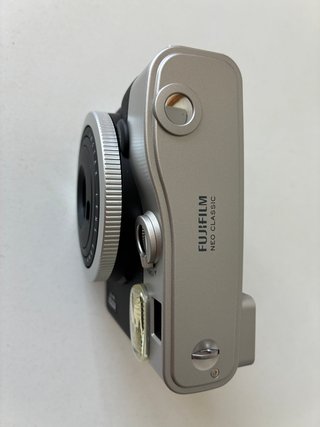Cámara Fujifilm Instax Mini 90 Neo Classic
