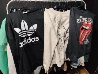 Lote Ropa Vaquera y sudaderas pantalones de mujer