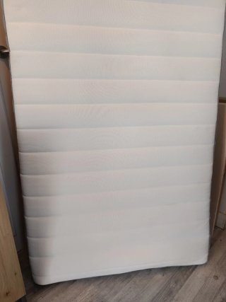 Colchón IKEA VALEVÅG Nuevo 90x190