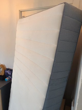 Colchón IKEA VALEVÅG Nuevo 90x190