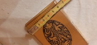 Porta sigarette vintage dorato con decoro