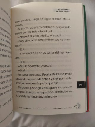 El misterio del loro rapero