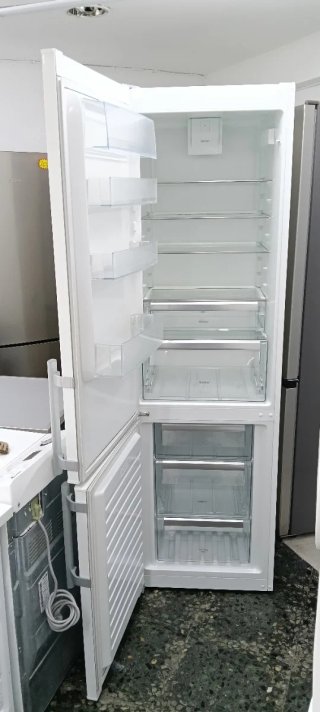 Nevera COMBI Electrolux Blanca