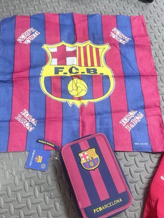 Lote FC Barcelona: Neceser y Pañuelo