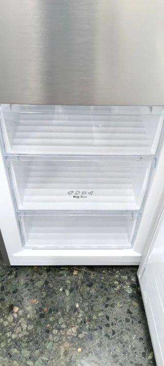 NEVERA COMBI HISENSE NO FROST ENERGÍA A+