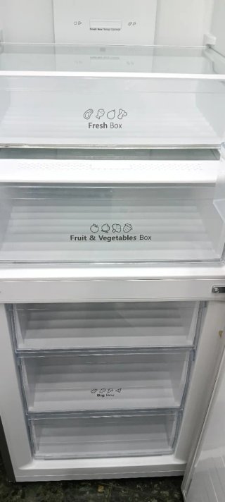 NEVERA COMBI HISENSE NO FROST ENERGÍA A+