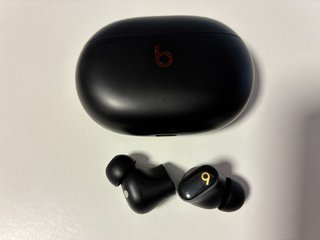 Beats Studio Buds+ Auriculares Inalámbricos Negros