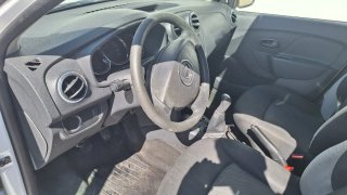 Dacia Logan 2016 Pegatina Dgt verde.