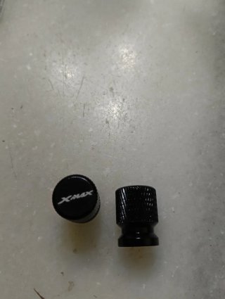Tapones Válvula Yamaha XMAX Negro