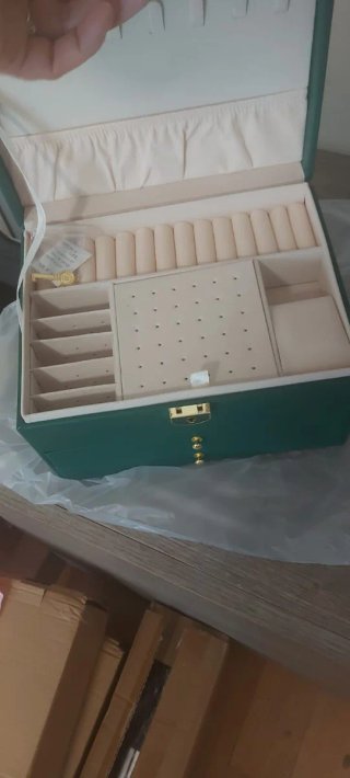 Portagioie verde con 3 cassetti