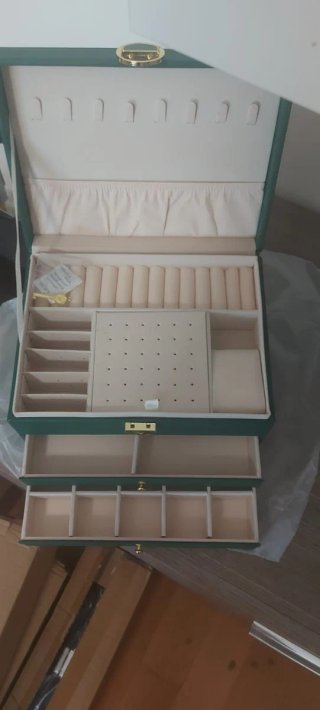 Portagioie verde con 3 cassetti