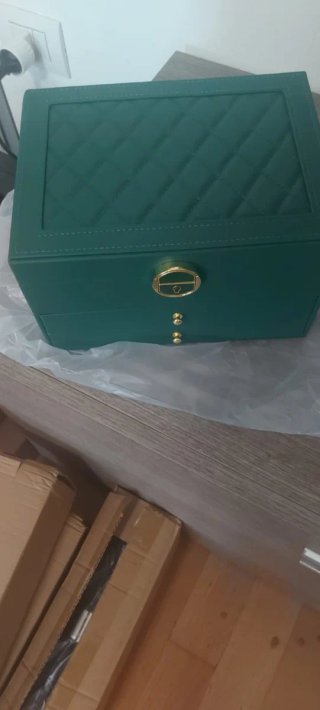 Portagioie verde con 3 cassetti