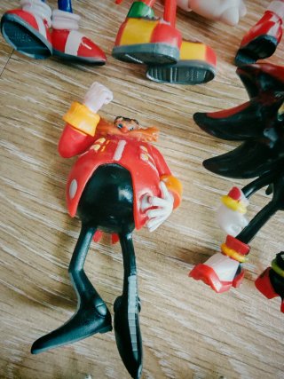Confezione assortita di figure in metallo di Sonic Jada