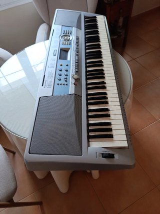Teclado Yamaha