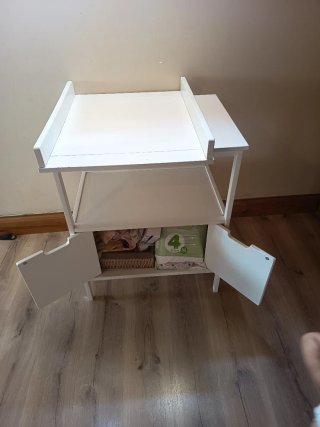 Mobile fasciatoio bianco per bambini