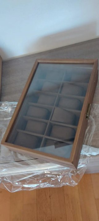 Scatola porta orologi in legno