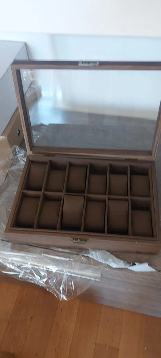 Scatola porta orologi in legno