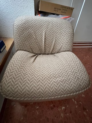 8 sillones y 2 taburetes de tela