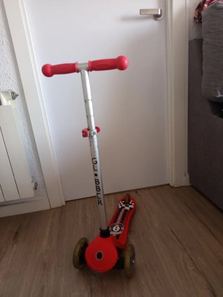 Patinete Globber 3 ruedas rojo