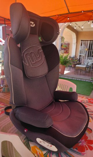 Seggiolino auto per bambini 18kg+
