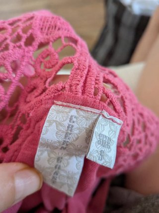 Camiseta rosa con encaje mujer