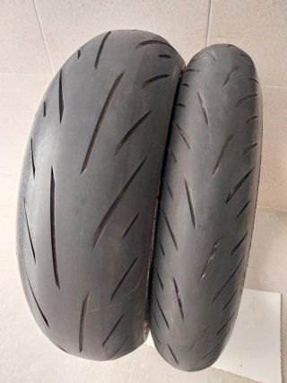 Neumáticos Moto Bridgestone S22 (5500 km)