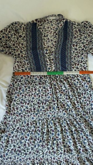 Vestido Sfera, estampado floral, Talla M