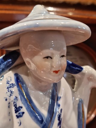 Figura Porcelana China Vintage Azul Blanco Oro