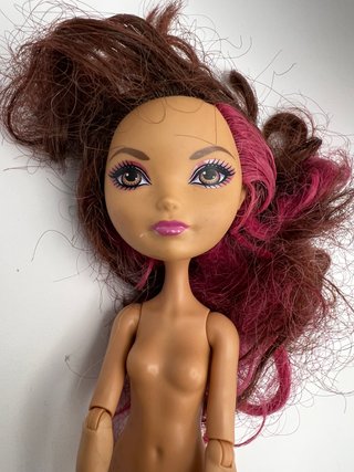 Bambola Briar Beauty Ever After High