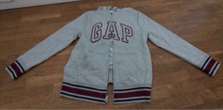 Sudaderas GAP grises precio de una la mitad