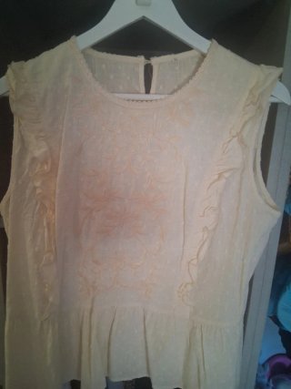 Blusa bordada beige Talla XL