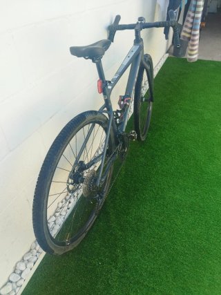 Bicicleta Gravel Focus