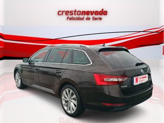 Skoda Superb DIESEL 150C.V. COMBI AUTOMÁTICO