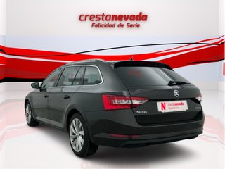 Skoda Superb DIESEL 150C.V. COMBI AUTOMÁTICO