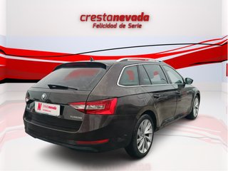 Skoda Superb DIESEL 150C.V. COMBI AUTOMÁTICO