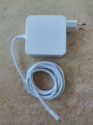 Cargador MacBook Pro Apple