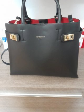 Borsa Victoria & Hugo nera con interno rosso