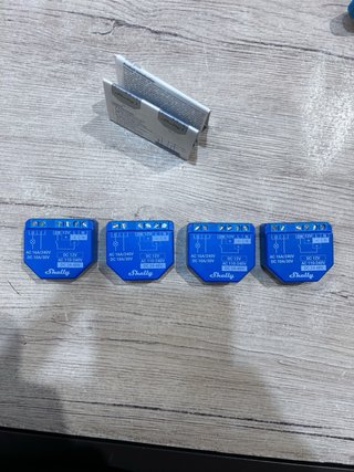Shelly Plus 1 Conmutador WLAN paquete 4 unidades