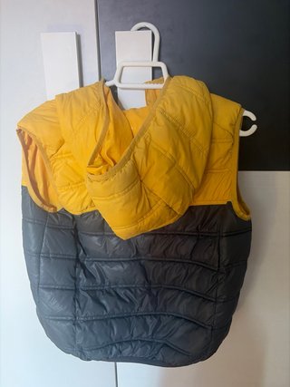 Giubbotto bambino giallo e grigio taglia M 135cm