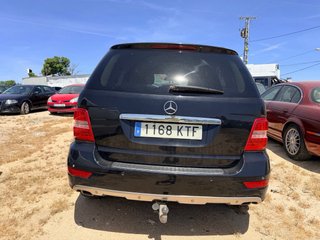Mercedes-Benz Ml-300 cdi 2011