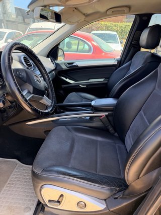 Mercedes-Benz Ml-300 cdi 2011