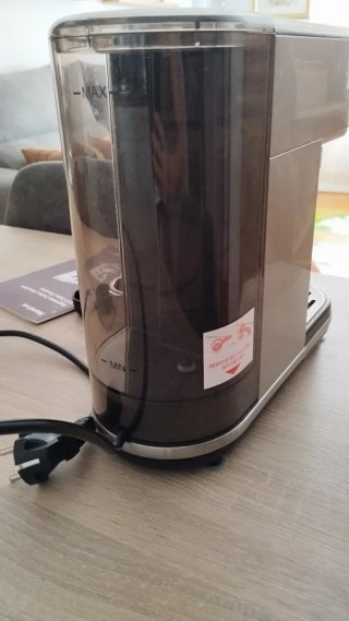 Cafetera automática espresso plateada Neretva