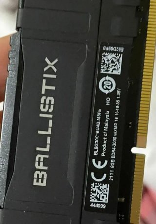 RAM Ballistix DDR4 32 GB 3000MHz CL15