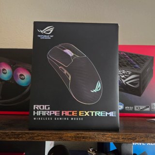Asus ROG Harpe Ace Extreme Ratón Inalámbrico