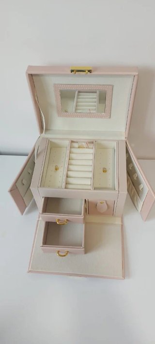 Portagioie rosa con dettagli oro