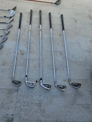 Bolsa de golf PING con funda.