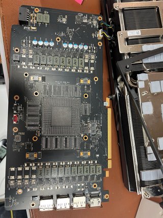 Dissipatore e scheda MSI per rtx 4080super#929389