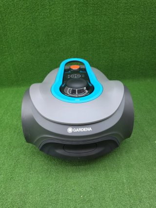 Robot cortacésped Gardena Smart SILENO Free 750m²