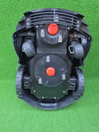 Robot cortacésped Gardena Smart SILENO Free 750m²