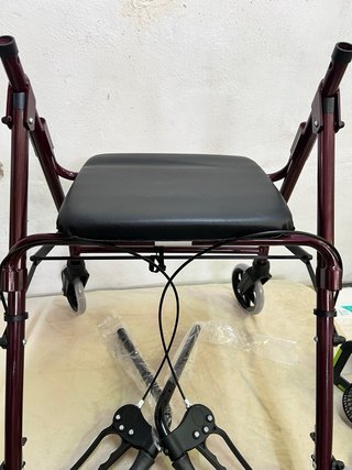 Andador Plegable Aluminio Rojo 4 Ruedas